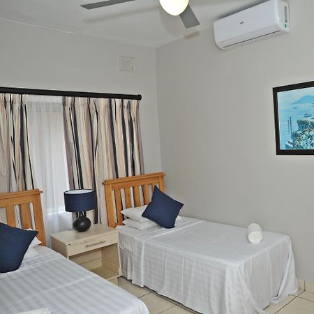 Sunrise Beach Resort Amanzimtoti Exterior photo