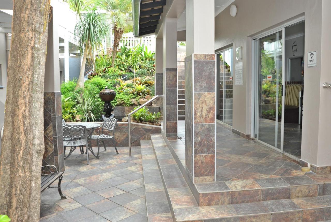 Sunrise Beach Resort Amanzimtoti Exterior photo